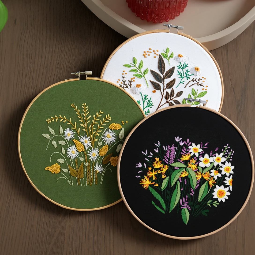 Borduurpakket met bloemen groen zwart wit